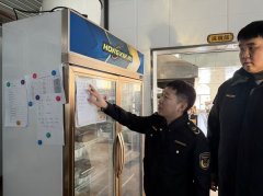 仅勾勒出冬日的绝美画卷